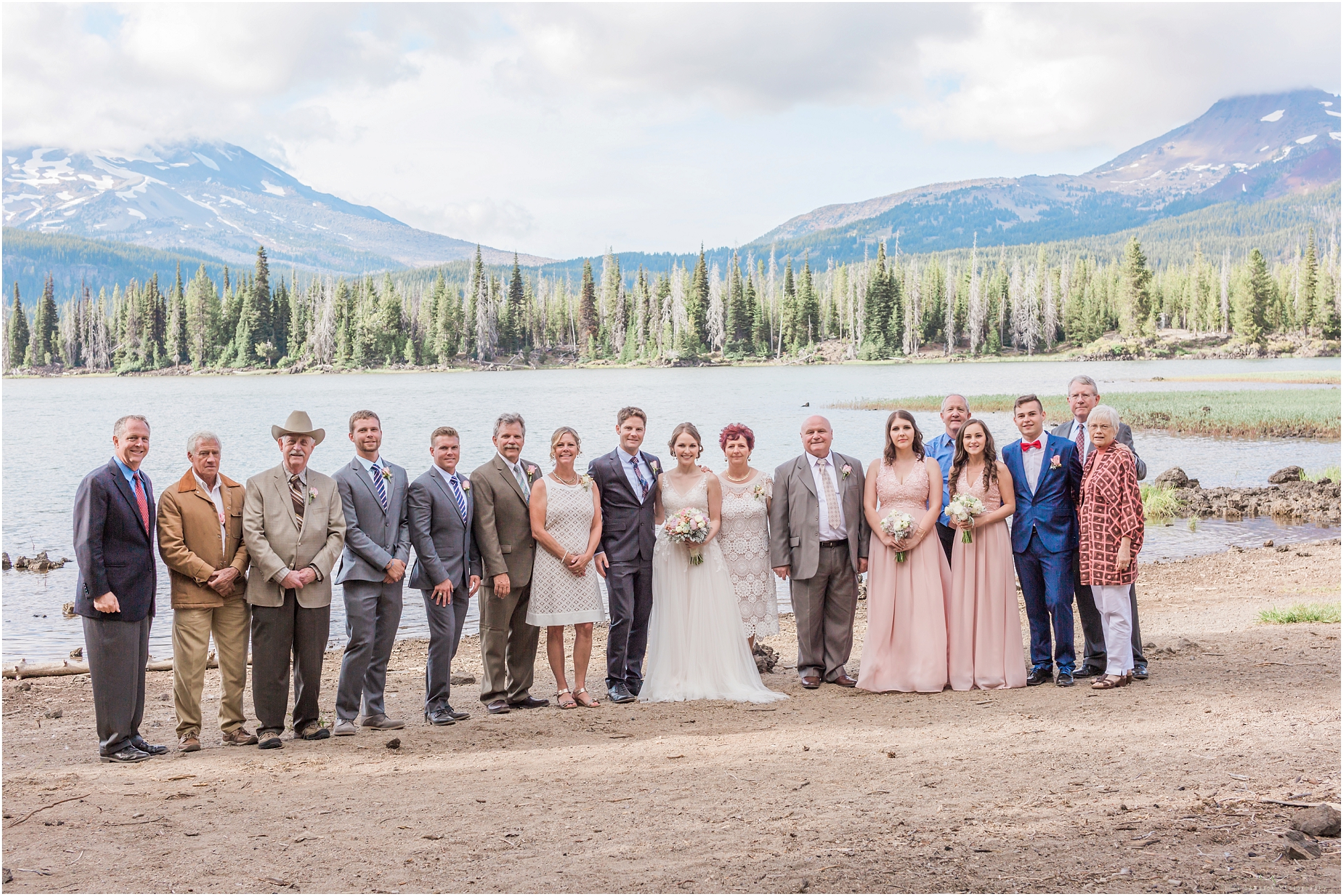 A very intimate wedding in Oregon. 