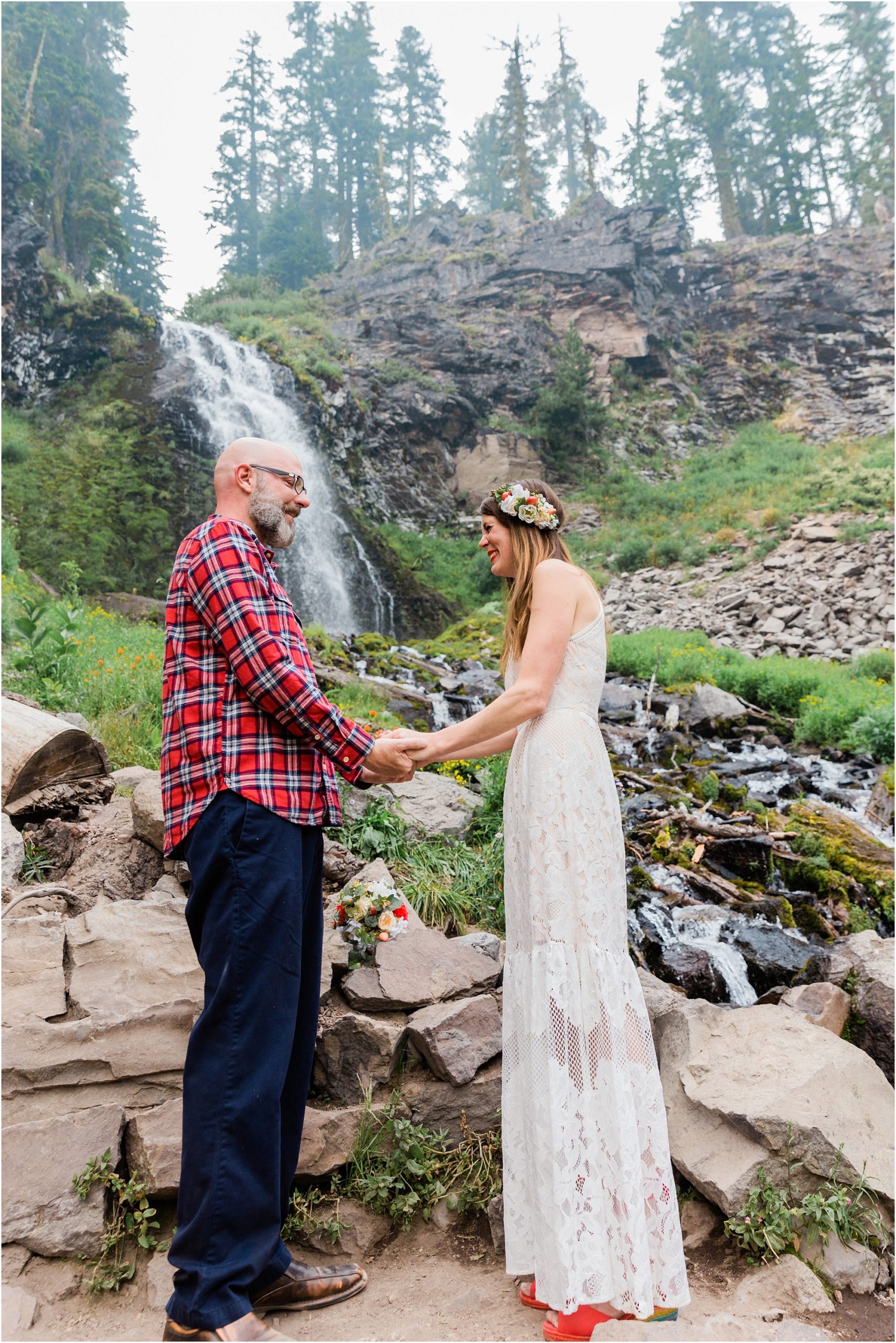 An absolutely breathtaking Crater Lake elopement at Plaikni Falls in Oregon. | Erica Swantek Photography