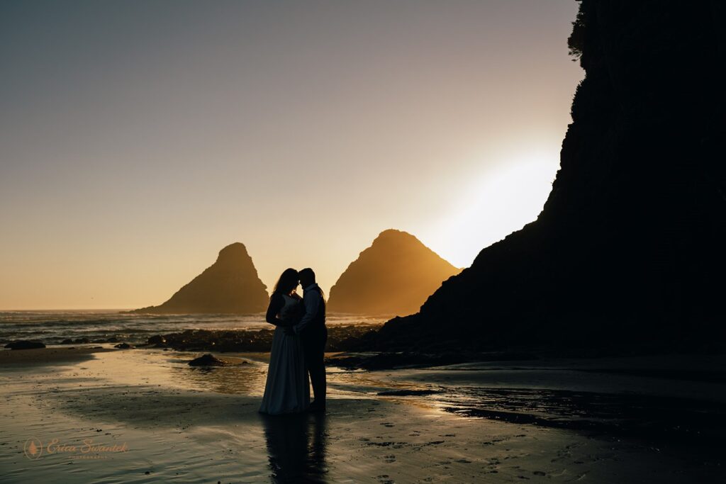 sunset elopement by the ocean