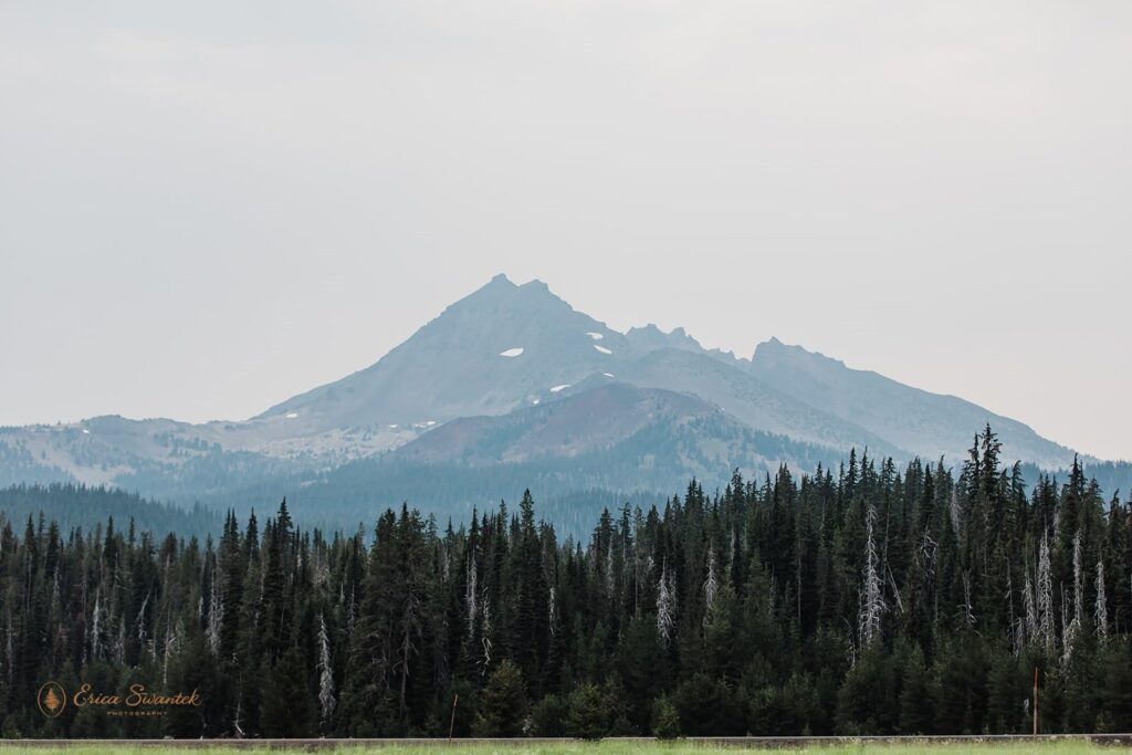 A mountain peak of the Cascade Range.