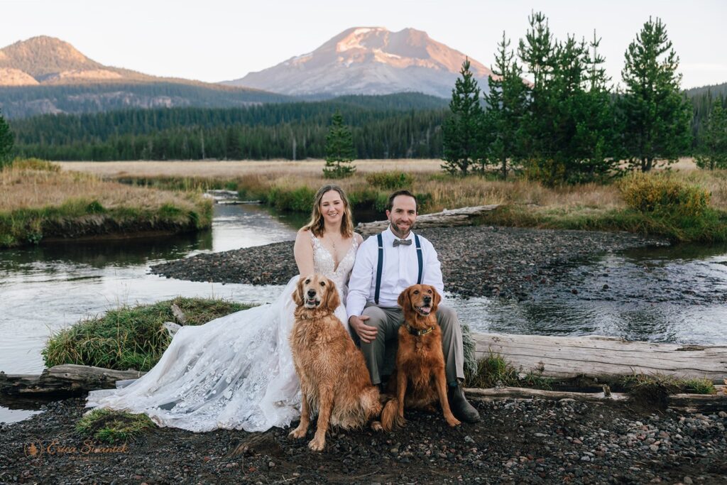 elopement couple posing with their two dogs at sparks lake