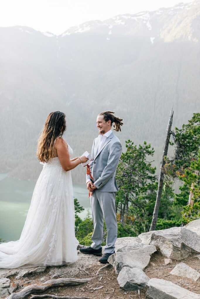 A mountain elopement on an overlook in Washington State.