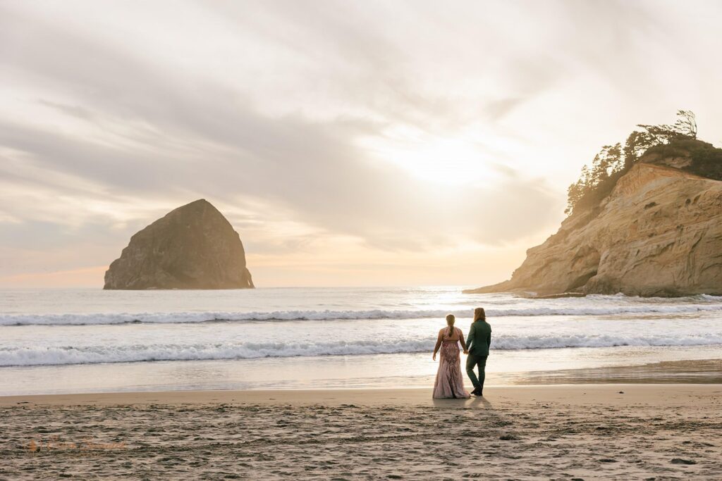 Oregon elopement cape kiwanda
