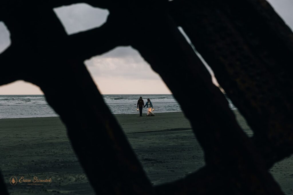 romantic beach elopement at fort stevens state park