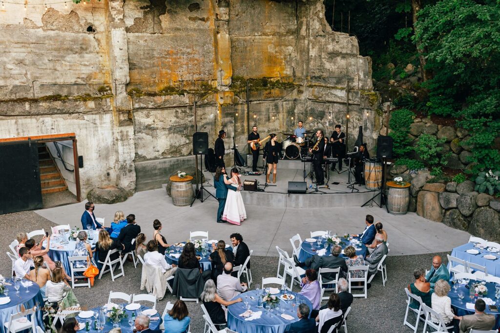 intimate wedding reception at the ruins at hood river 
