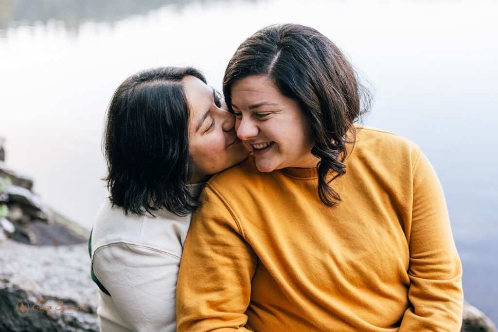 beautiful pre wedding adventure session at suttle lake lodge