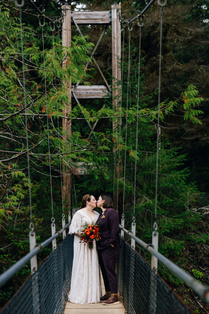 LGBTQ adventure elopement in Oregon