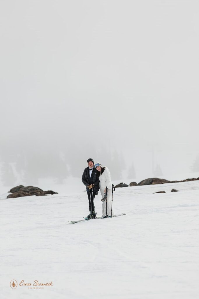 foggy, snowy PNW winter elopement