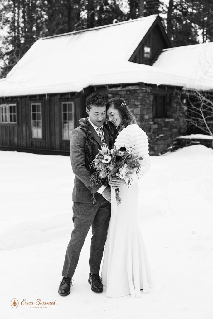 romantic newly wed portraits outdoor in the winter