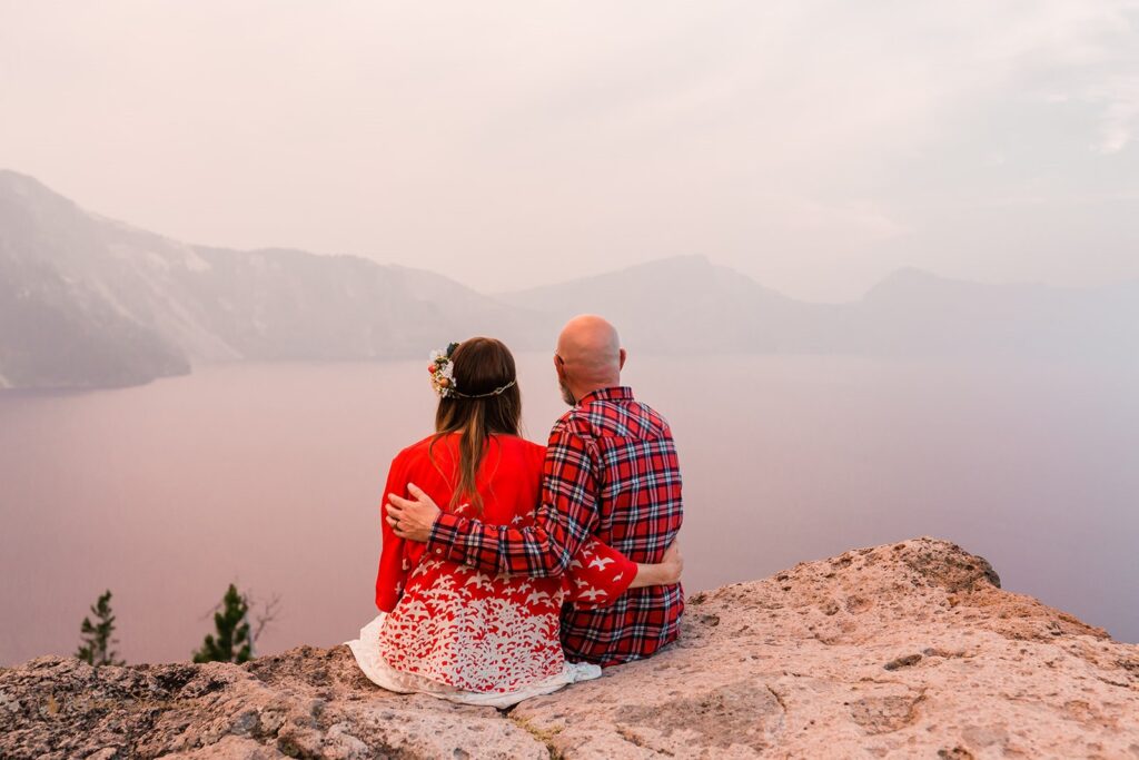 smoky elopement portraits in Crater Lake during the fire season