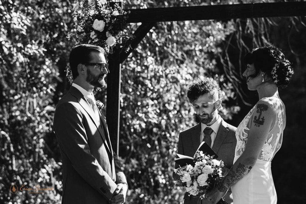 chetco river elopement ceremony