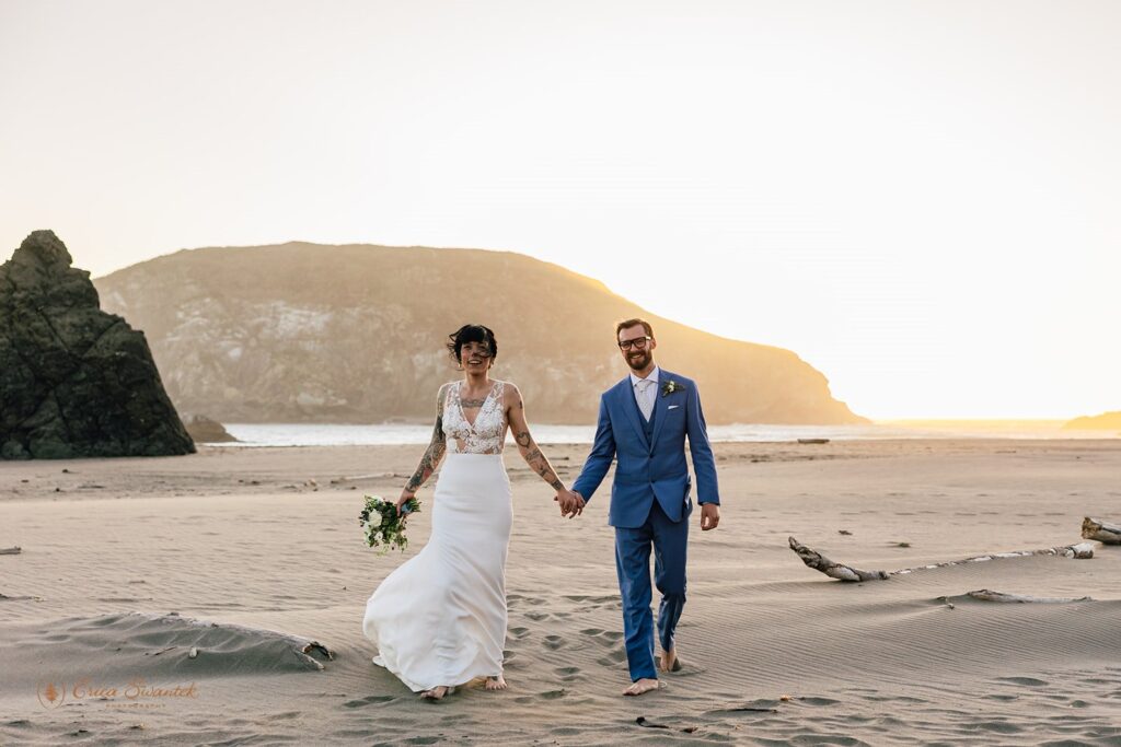 moody harris beach elopement photos