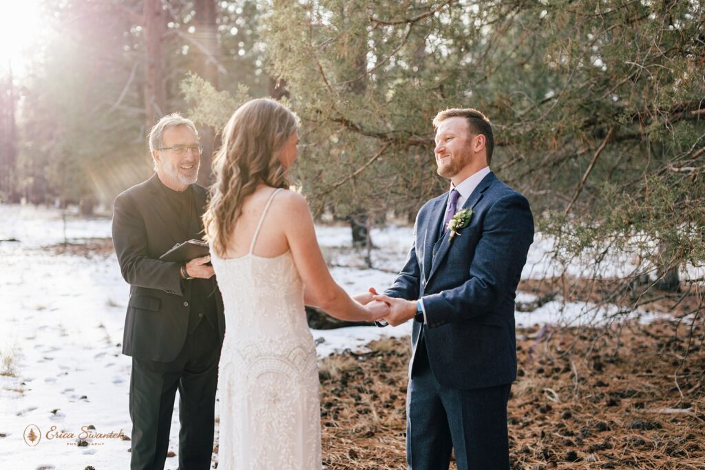 outdoor elopement ceremony at fivepine lodge