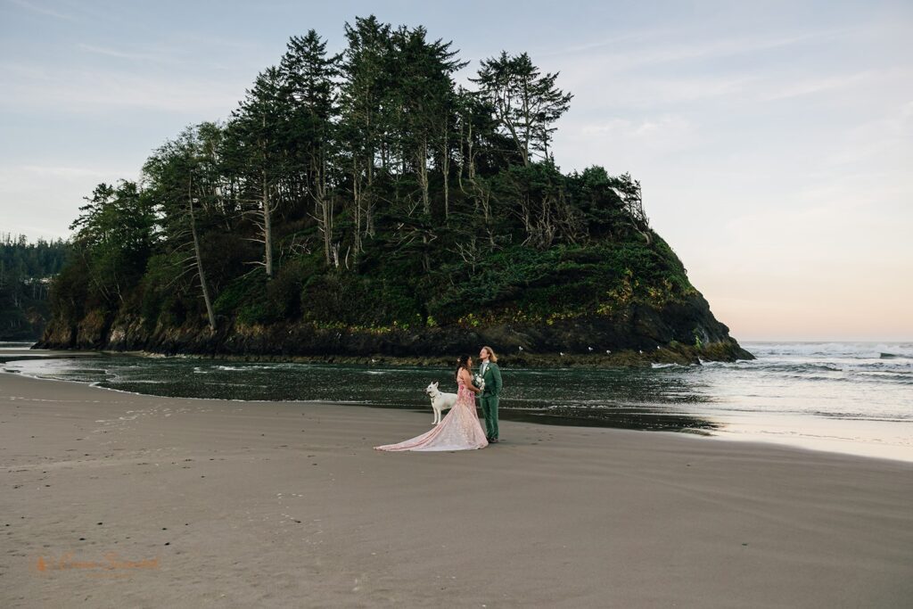 bride and groom coastal elopement portraits in Oregon