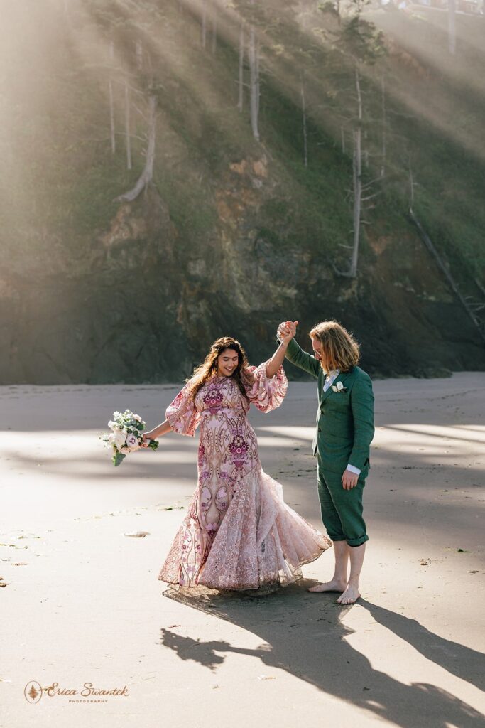 dreamy fall coastal elopement in neskowin, oregon