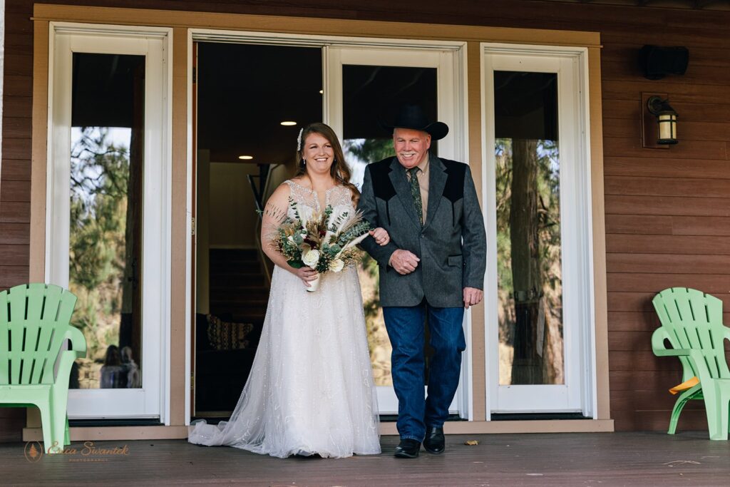 dad walking his daughter down the aisle