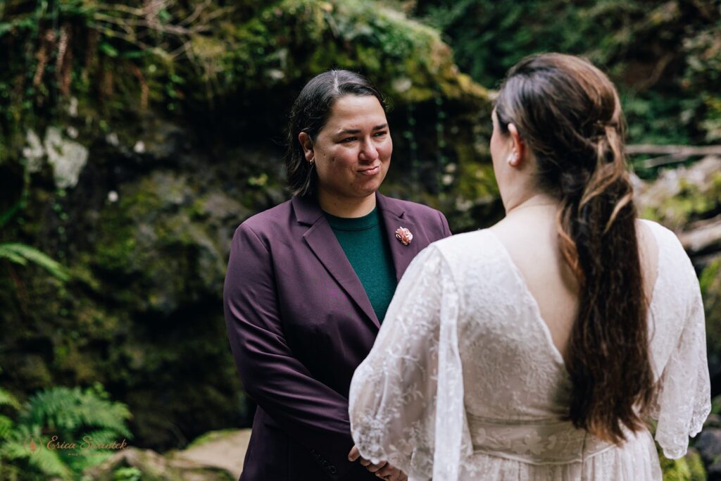 candid elopement ceremony at drift creek falls