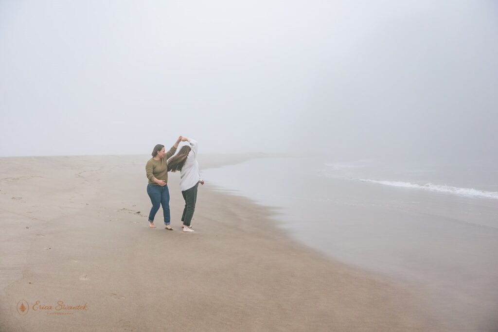 foggy, moody beach elopement couple vibes at a neskowin beach