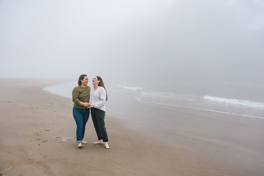foggy, moody beach elopement couple vibes at a neskowin beach