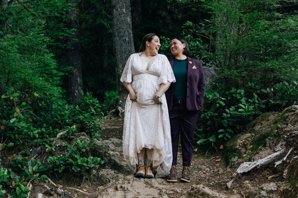 adventurous hiking elopement at drift creek falls trail