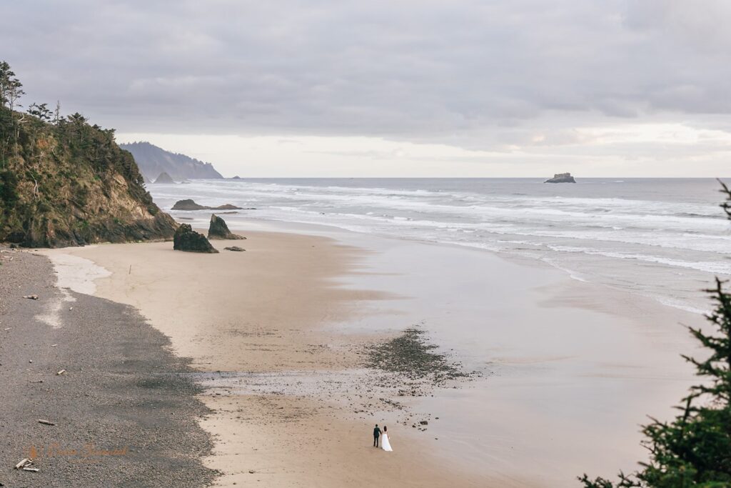 Hug point oregon elopement