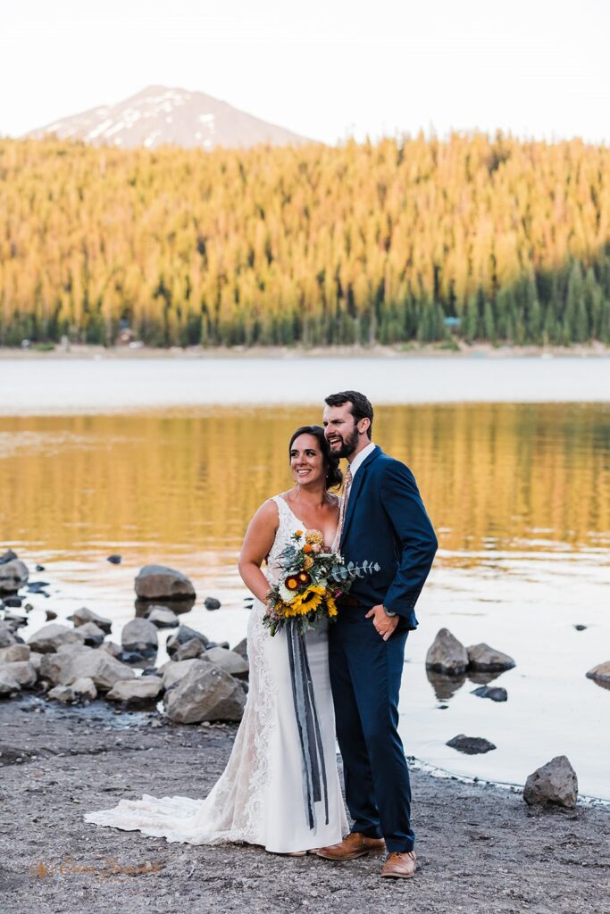 romantic fall elopement in Cascade Mountains, OR