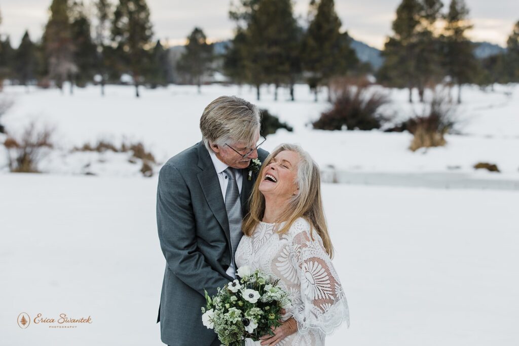 romantic winter elopement photos outdoors in Oregon with snowy backdrops