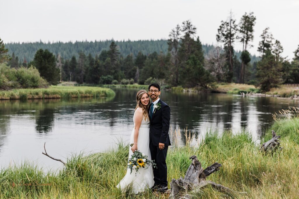 sunriver OR elopement at a gorgeous river shore