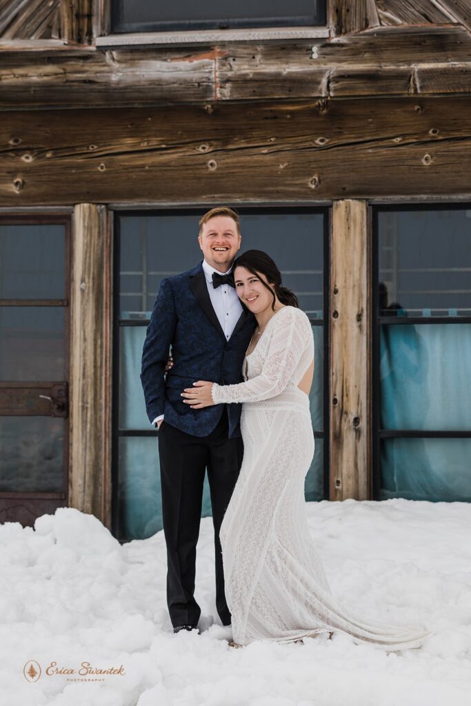 winter elopement at Silcox hut oregon