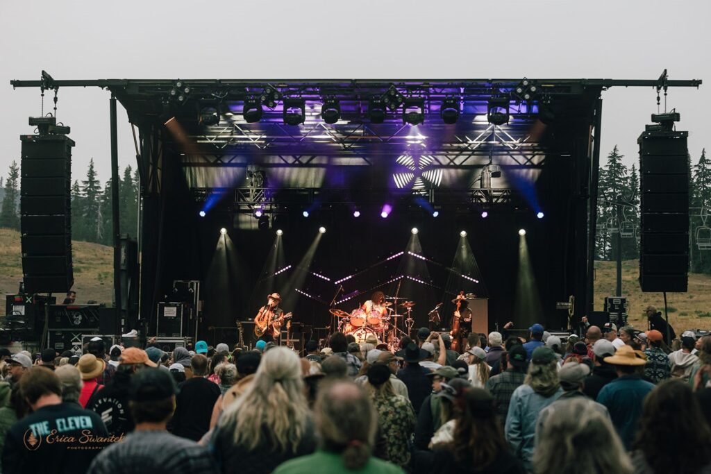 live music concert in bend, oregon.