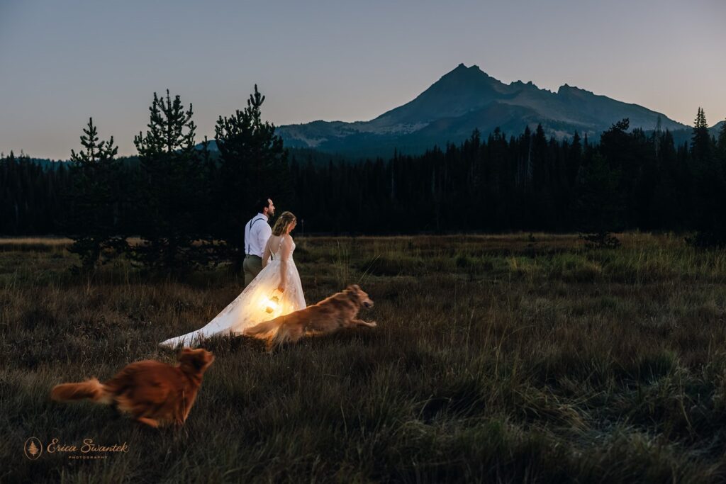 Pre-dawn elopement Sparks Lake Bend Oregon.