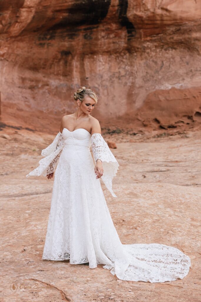 beautiful boho bride in the moab desert