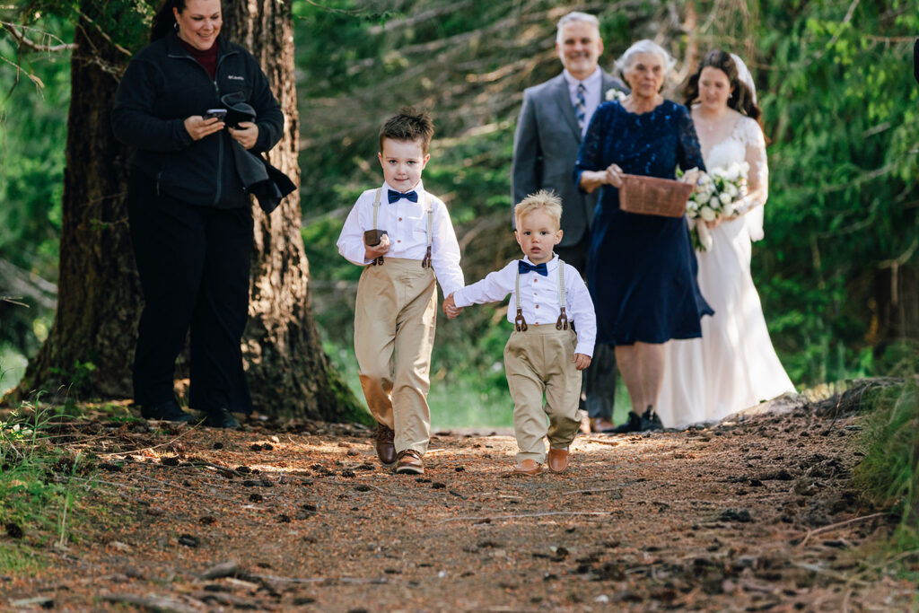 An intimate wedding on Lake Crescent in Olympic National Park.