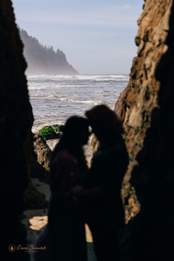 non traditional pnw elopement along oregon coast
