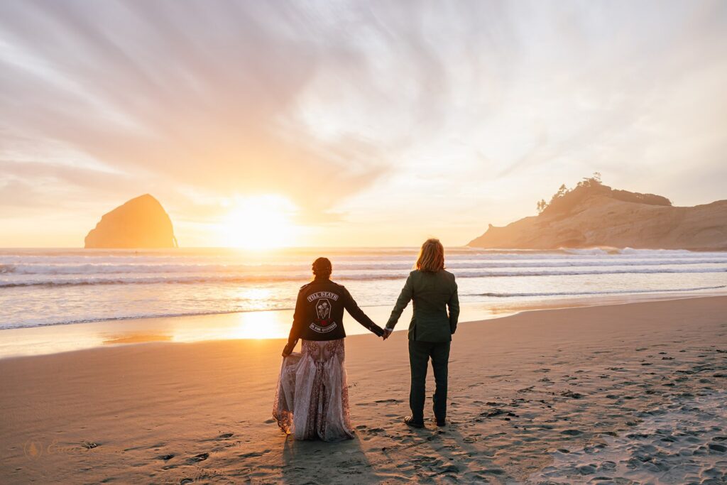 elopement couple walking along the coast during their pnw coastal elopement
